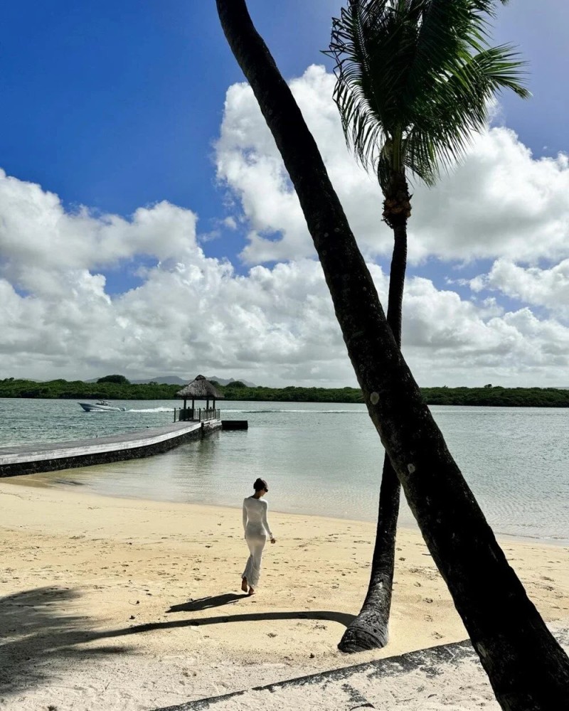 hande ercel den mauritius tatilinden pozlar